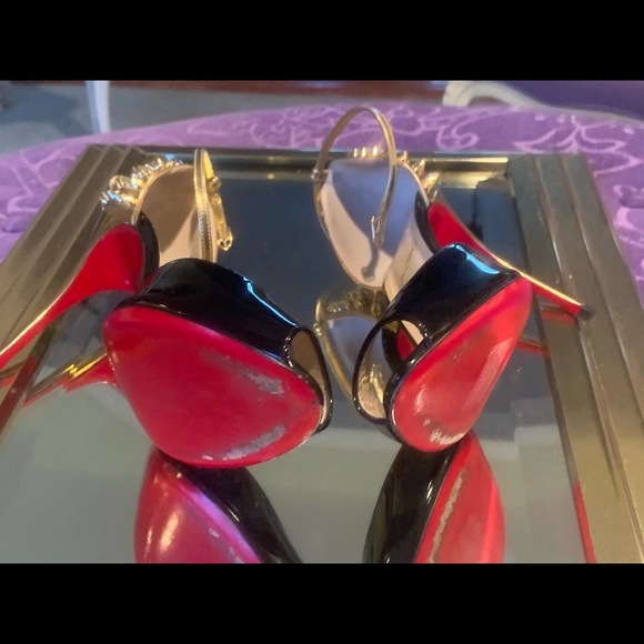 Red Bottoms - Picture 8 of 8